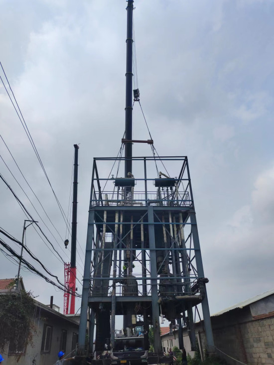 福爾化工廠吊裝設備